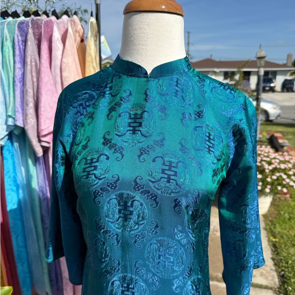 Modern Ao Dai - Picture 2 of 3